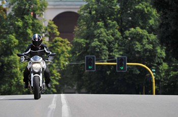 Ducati Monster 696 2013 - Bild 9