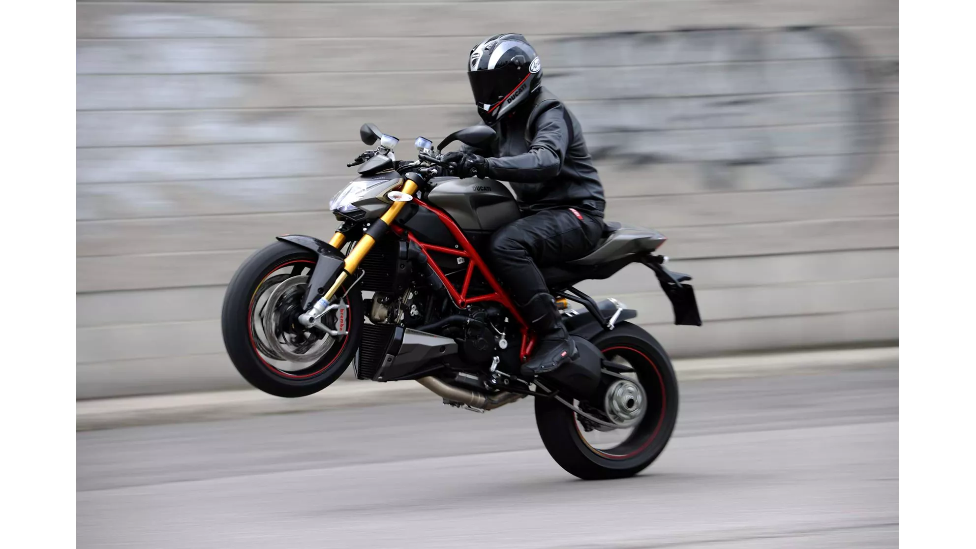 Ducati Streetfighter S - Obraz 1