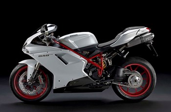 Ducati 848 EVO 2013 - Bild 11 Ducati 848 EVO 2013 - Bild 11