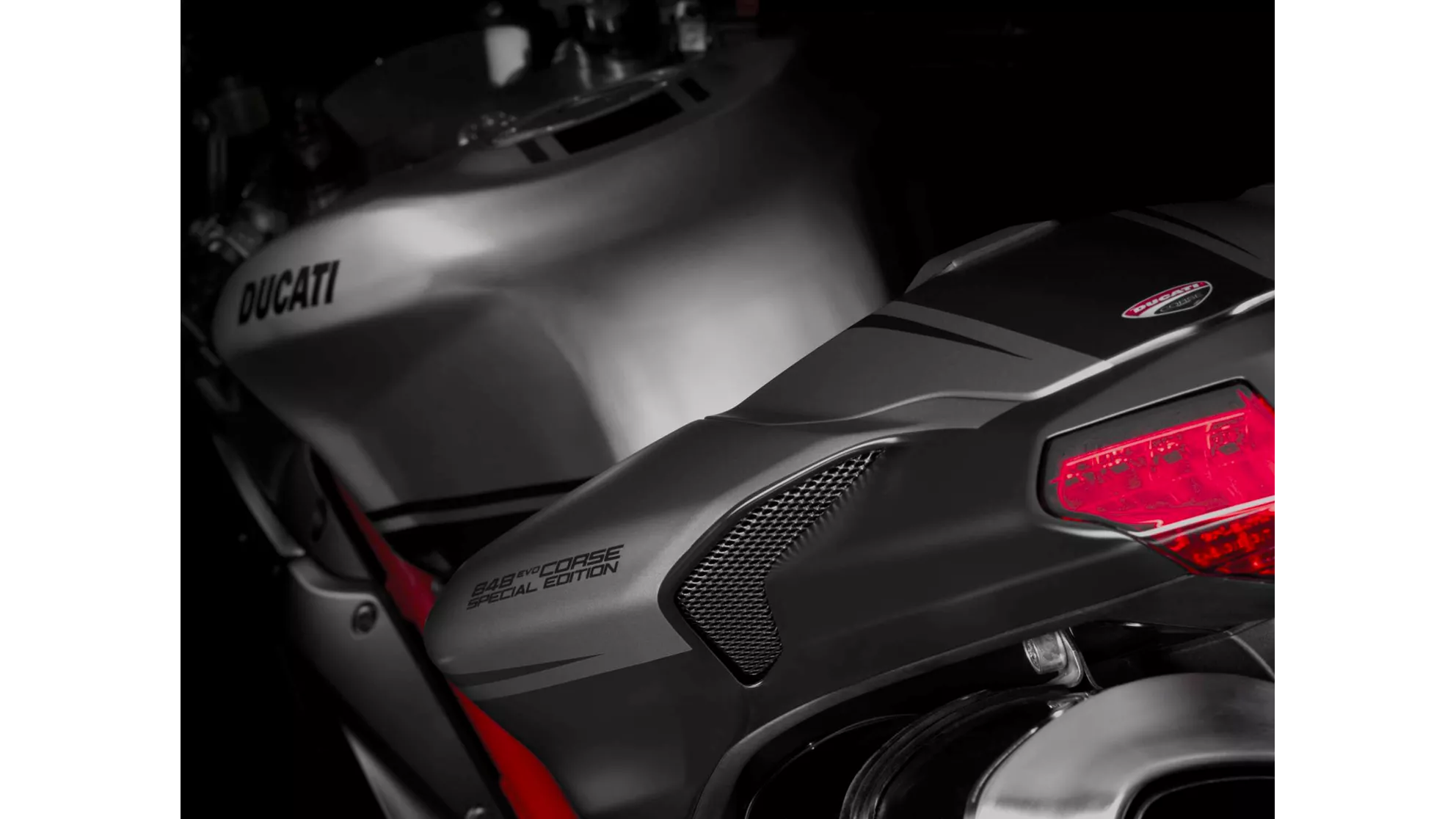 Ducati 848 EVO - Obraz 10