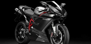 Norton 750 S 2022 vs Ducati 848 EVO 2013 Norton 750 S 2022 vs Ducati 848 EVO 2013