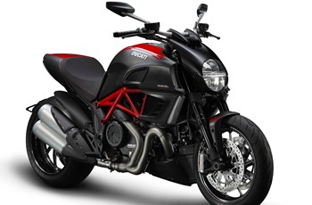 Ducati Diavel Carbon 2013 - Bild 2 Ducati Diavel Carbon 2013 - Bild 2