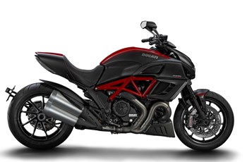 Ducati Diavel Carbon 2013 - Bild 6 Ducati Diavel Carbon 2013 - Bild 6