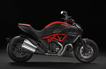 Ducati Diavel Carbon 2013 - Bild 8 Ducati Diavel Carbon 2013 - Bild 8