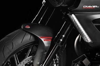 Ducati Diavel Carbon 2013 - Bild 11 Ducati Diavel Carbon 2013 - Bild 11