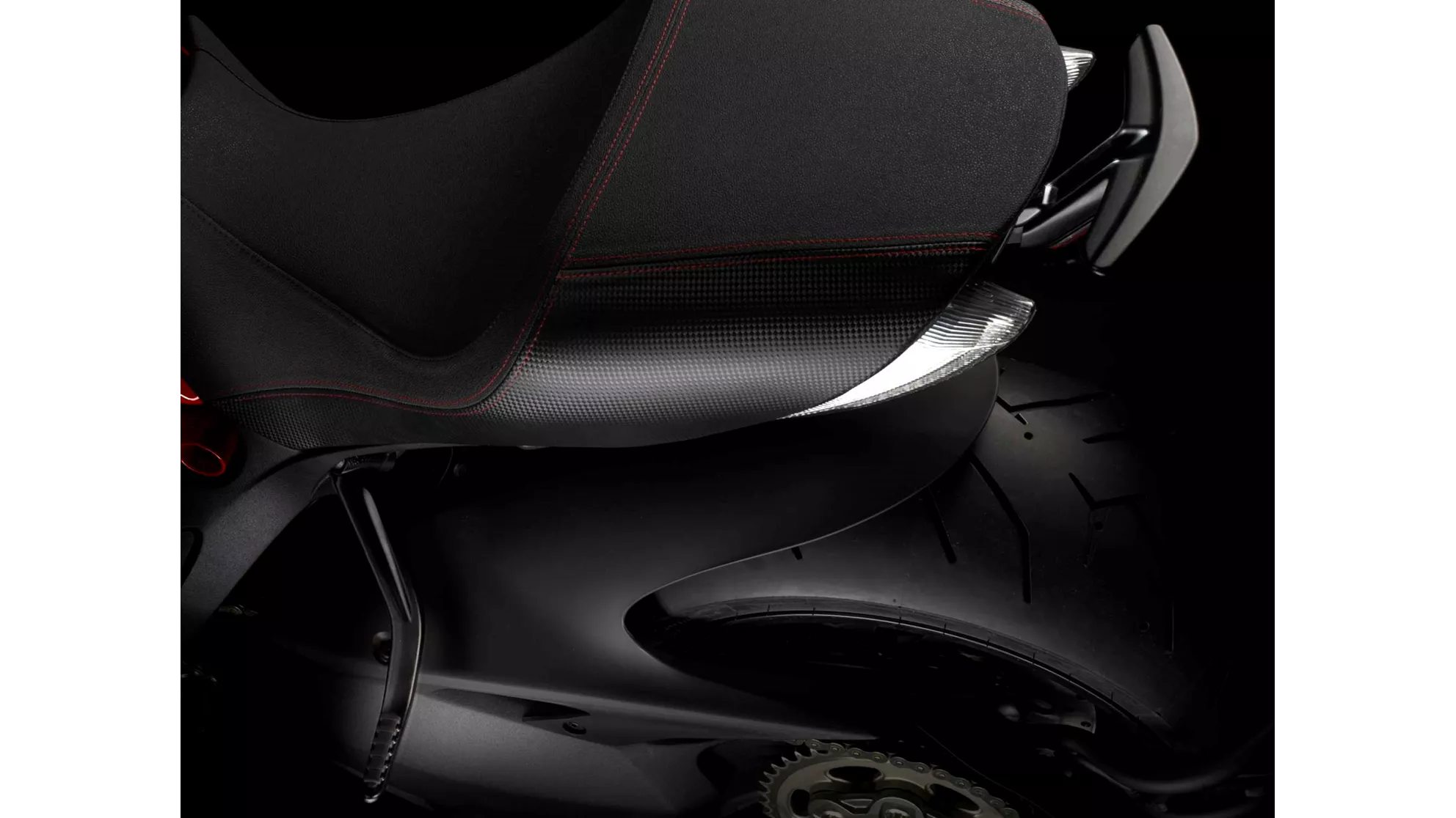 Ducati Diavel Carbon - Image 11 Ducati Diavel Carbon - Image 11