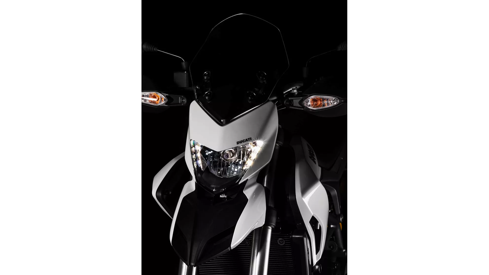 Ducati Hyperstrada - Image 2 Ducati Hyperstrada - Image 2