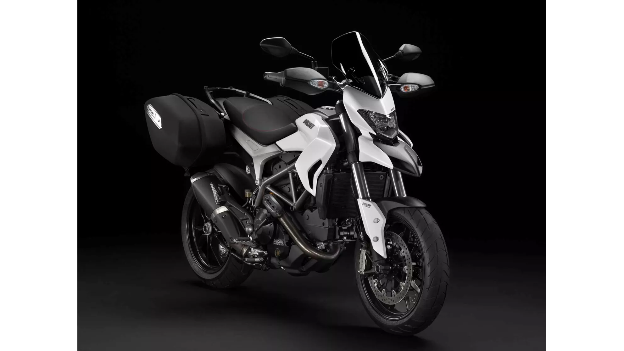 Ducati Hyperstrada - Image 5 Ducati Hyperstrada - Image 5