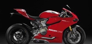 Ducati 1199 Panigale R 2013 vs Ducati Panigale R 2017