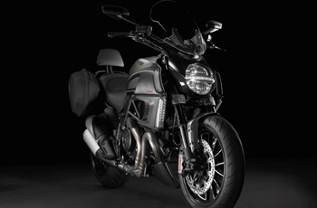 Ducati Diavel Strada 2013 - Bild 2 Ducati Diavel Strada 2013 - Bild 2