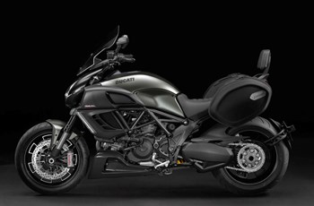 Ducati Diavel Strada 2013 - Bild 8 Ducati Diavel Strada 2013 - Bild 8