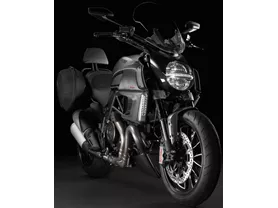 Ducati Diavel Strada