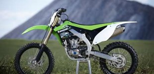 Kawasaki KX450F 2013 vs Yamaha YZ450F 2009
