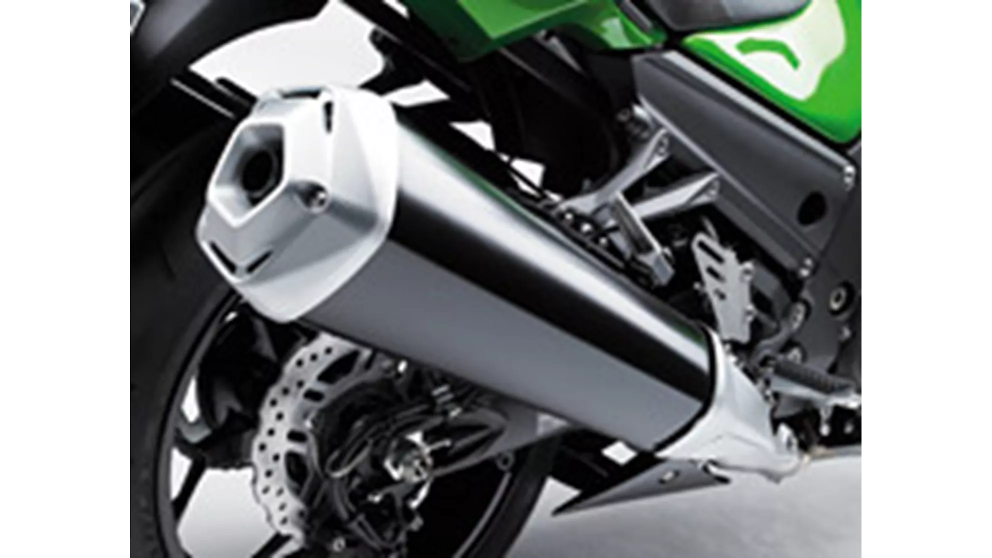 Kawasaki ZZR 1400 - Image 6 Kawasaki ZZR 1400 - Image 6