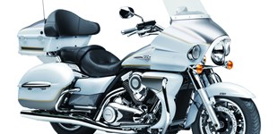 Harley-Davidson Touring Electra Glide Ultra Limited FLHTK 2016 vs Kawasaki VN 1700 Voyager 2013