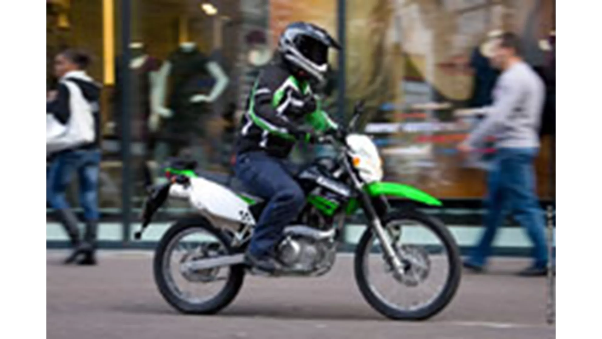Kawasaki KLX 125 - Image 4 Kawasaki KLX 125 - Image 4