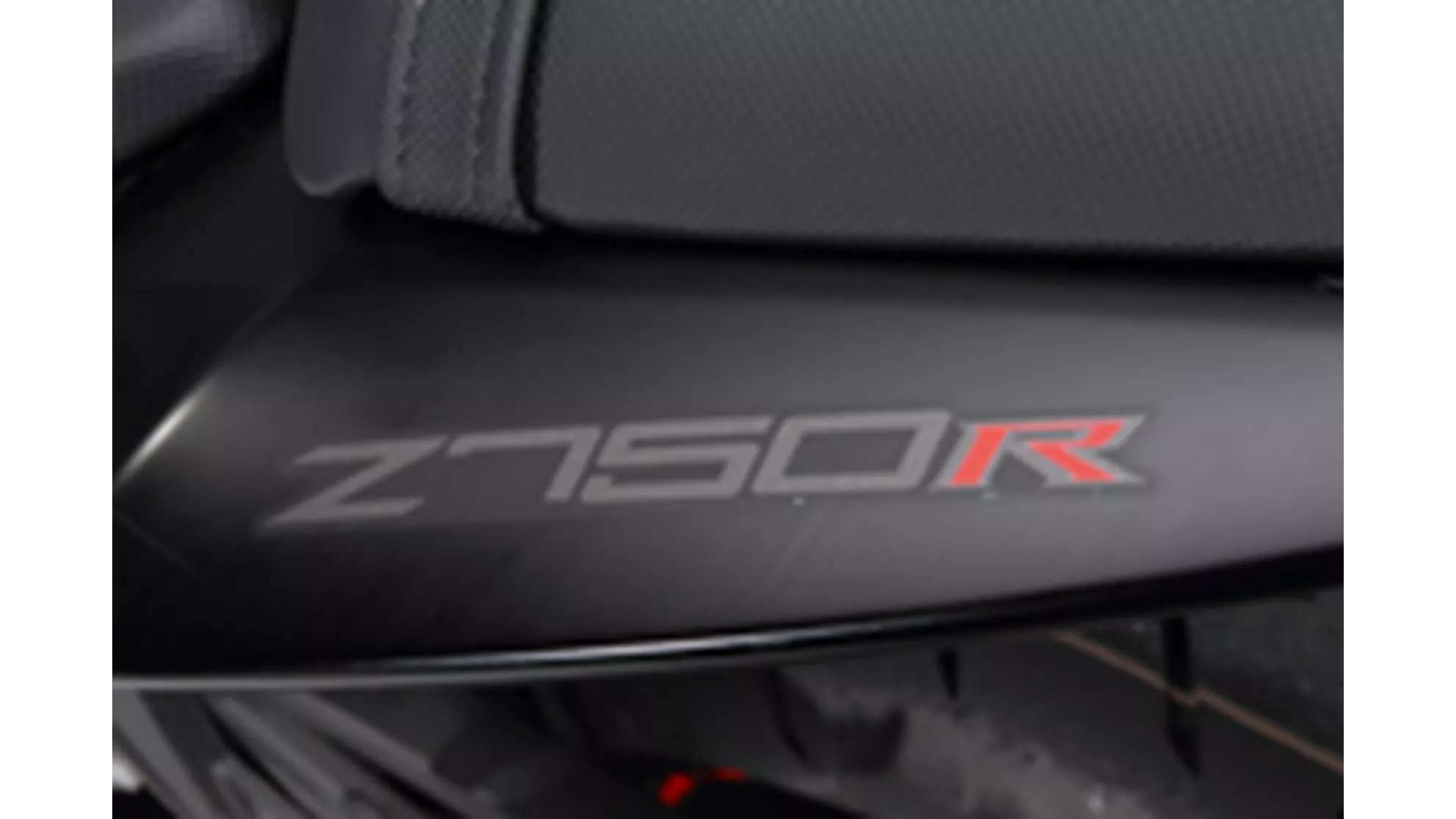Kawasaki Z 750 Black Edition - Resim 5
