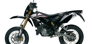 Motorhispania RYZ SM Pro Racing 2013 vs Motorhispania RYZ Supermotard 2010
