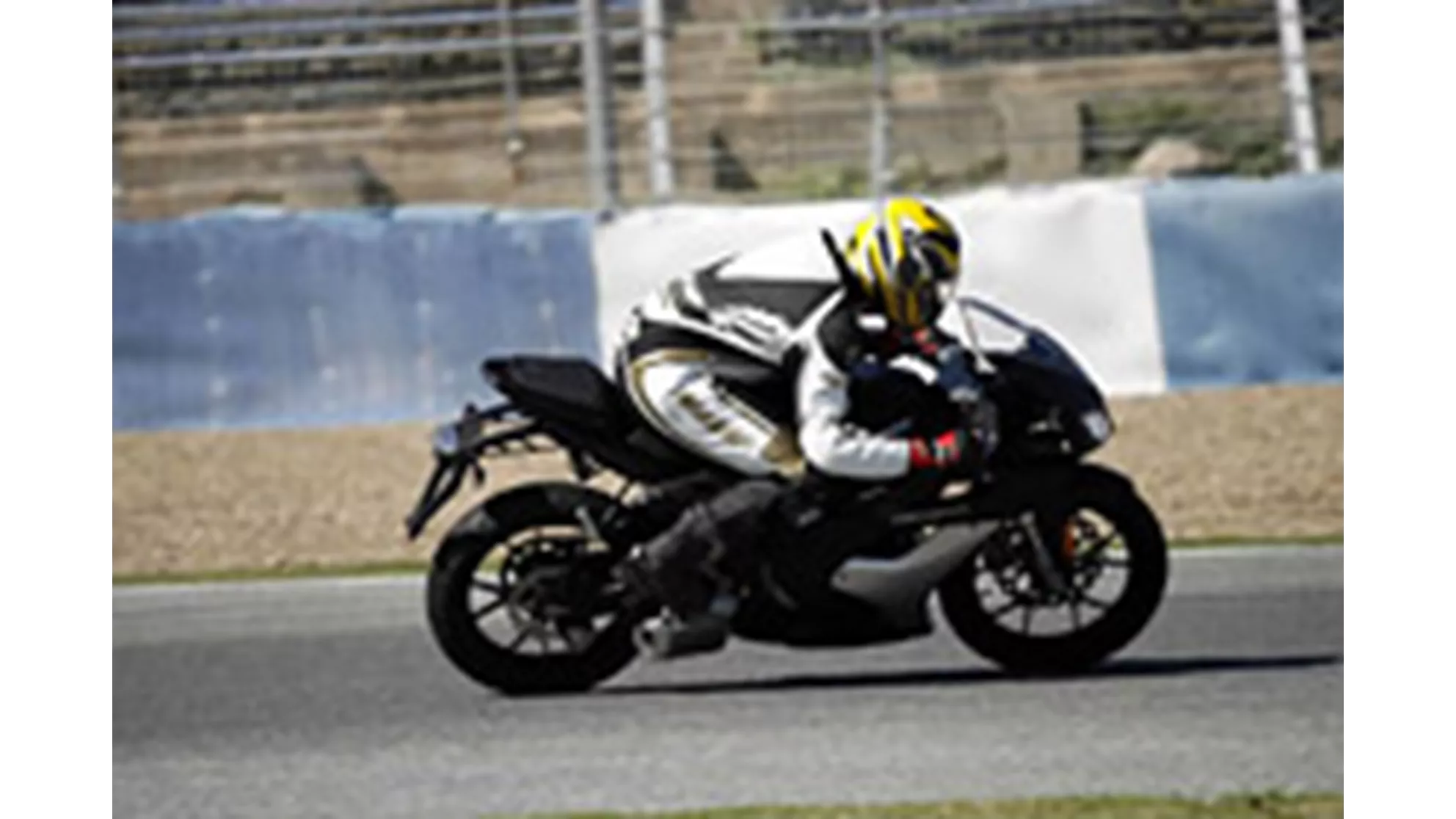 Motorhispania RX50 R - Image 4 Motorhispania RX50 R - Image 4