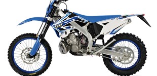 TM EN 250 2013 vs Yamaha R3 2020