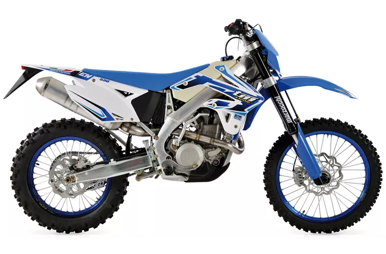 TM EN 530 F 2013 TM EN 530 F 2013