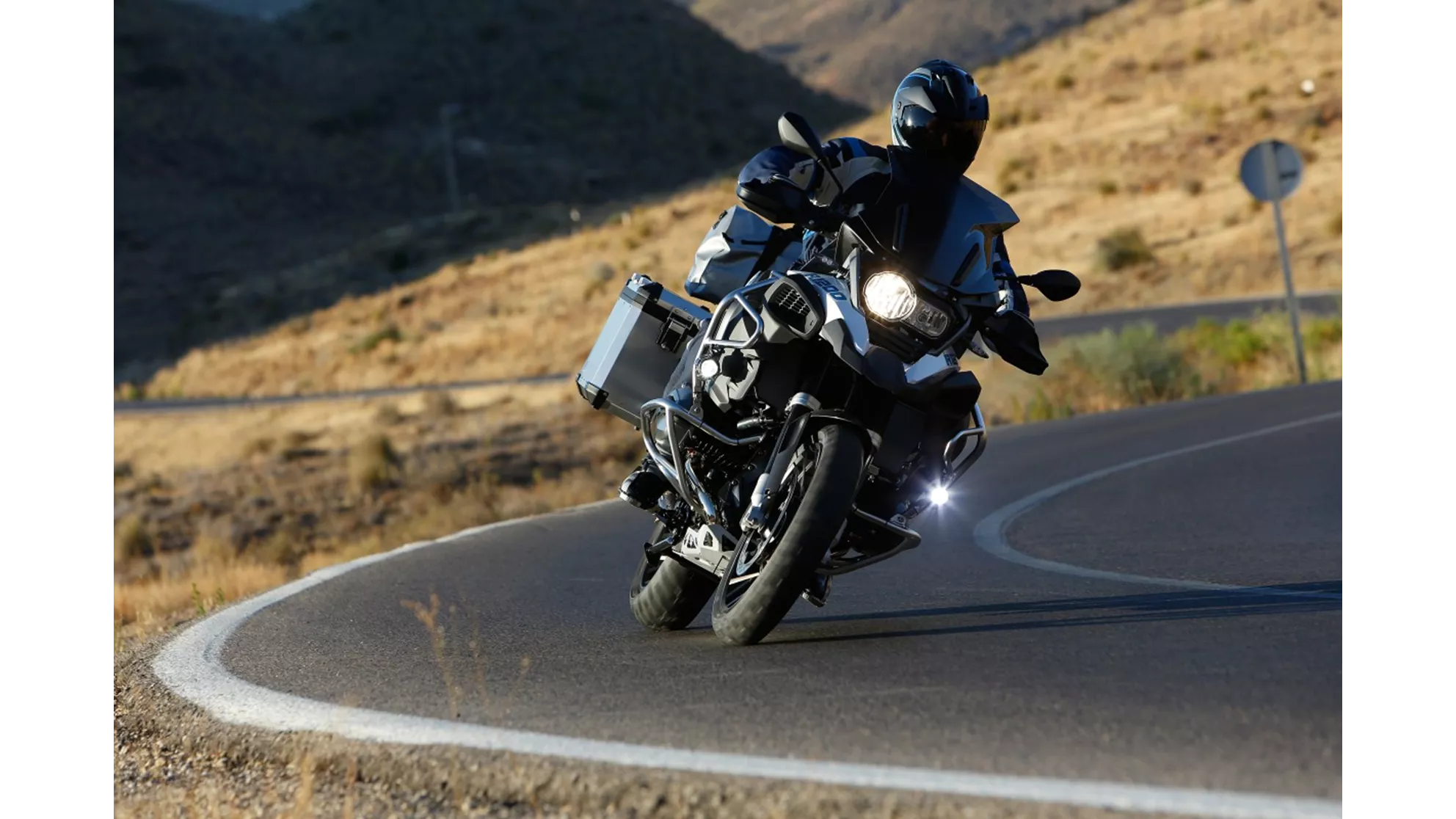 BMW R 1200 GS Adventure - Image 6 BMW R 1200 GS Adventure - Image 6