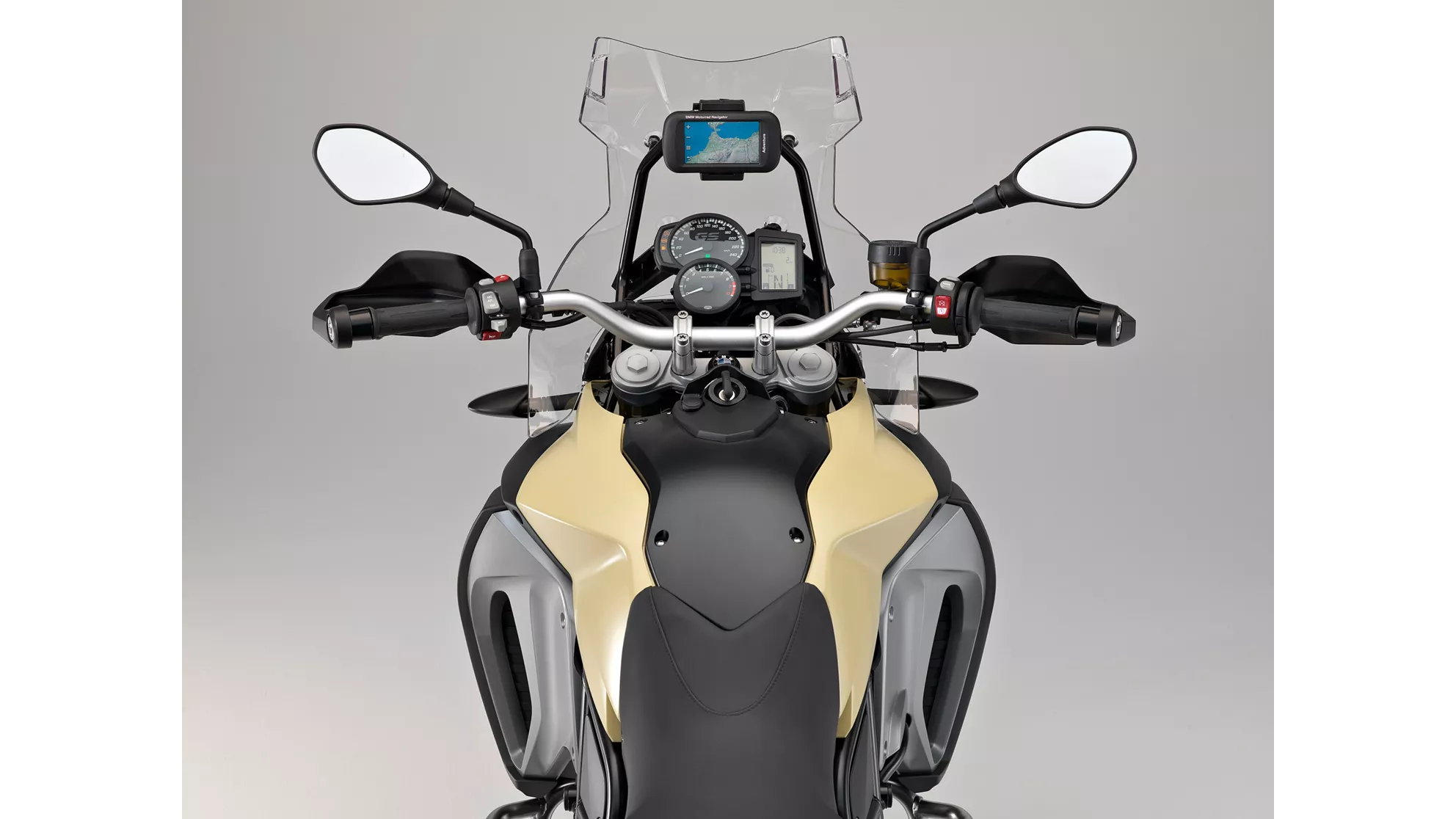 BMW F 800 GS Adventure - Image 2 BMW F 800 GS Adventure - Image 2