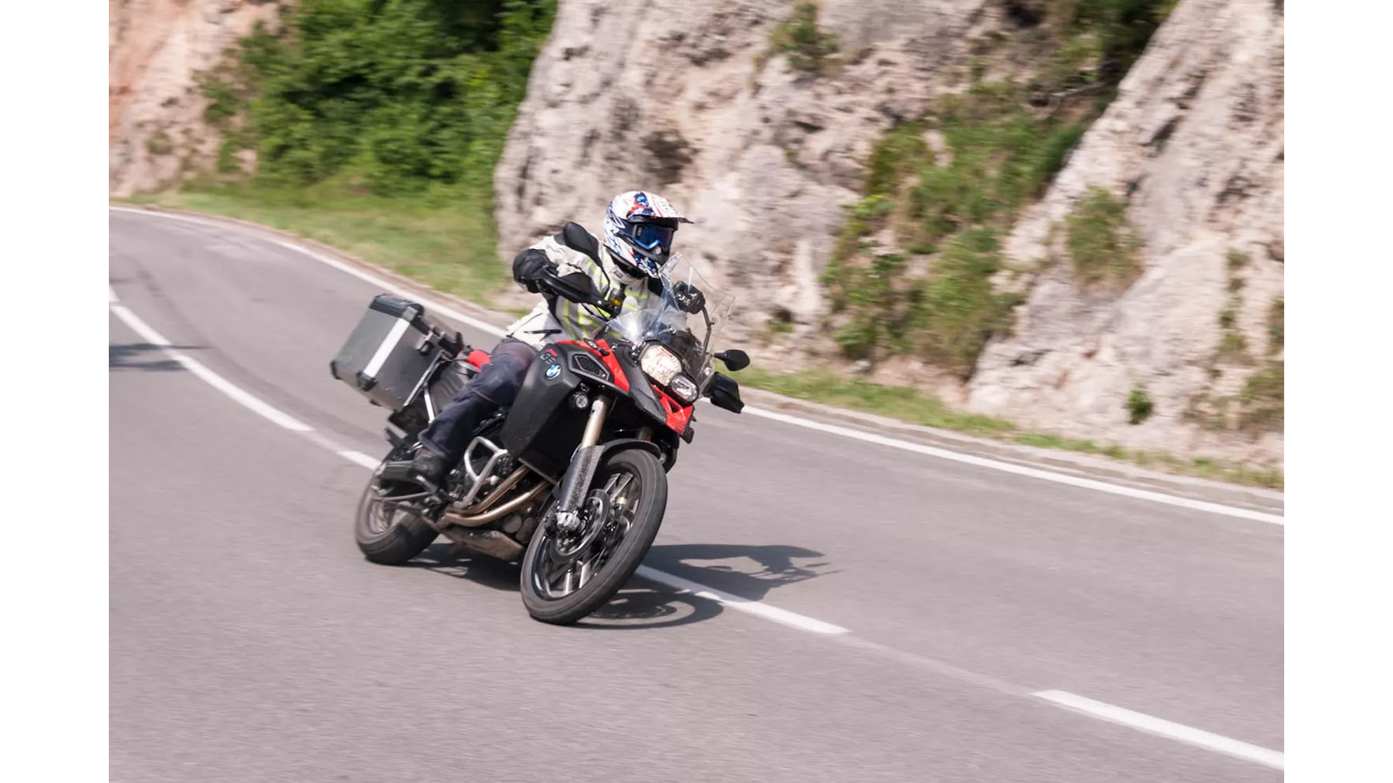 BMW F 800 GS Adventure - Image 7 BMW F 800 GS Adventure - Image 7