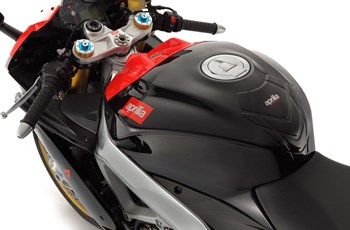 Aprilia RSV 4 Factory 2013 - Bild 4