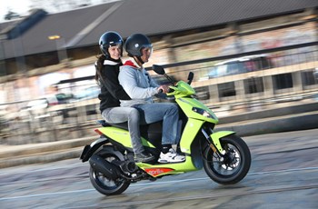 Aprilia Sportcity 50 One 2T 2013 - Bild 5 Aprilia Sportcity 50 One 2T 2013 - Bild 5