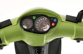 Aprilia Sportcity 50 One 2T 2013 - Bild 13 Aprilia Sportcity 50 One 2T 2013 - Bild 13