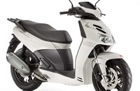 Aprilia Sportcity 300 Cube 2013 - Bild 9