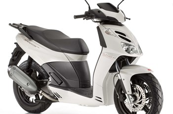 Aprilia Sportcity 300 Cube 2013 - Bild 9 Aprilia Sportcity 300 Cube 2013 - Bild 9