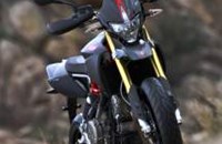 Aprilia Dorsoduro 750 Factory 2013 - Bild 3