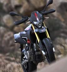 Aprilia Dorsoduro 750 Factory 2013 - Bild 3