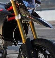 Aprilia Dorsoduro 750 Factory 2013 - Bild 11