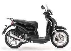 Aprilia Scarabeo 125 ie. Aprilia Scarabeo 125 ie.