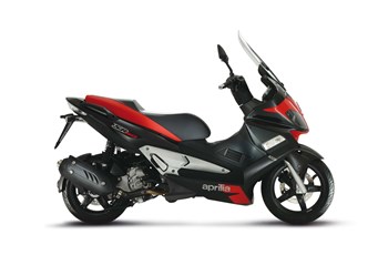 Aprilia SR-Max 300ie 2013 - Bild 4 Aprilia SR-Max 300ie 2013 - Bild 4