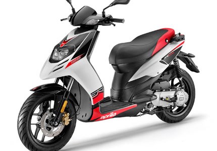 Aprilia SR 125 Motard 2013