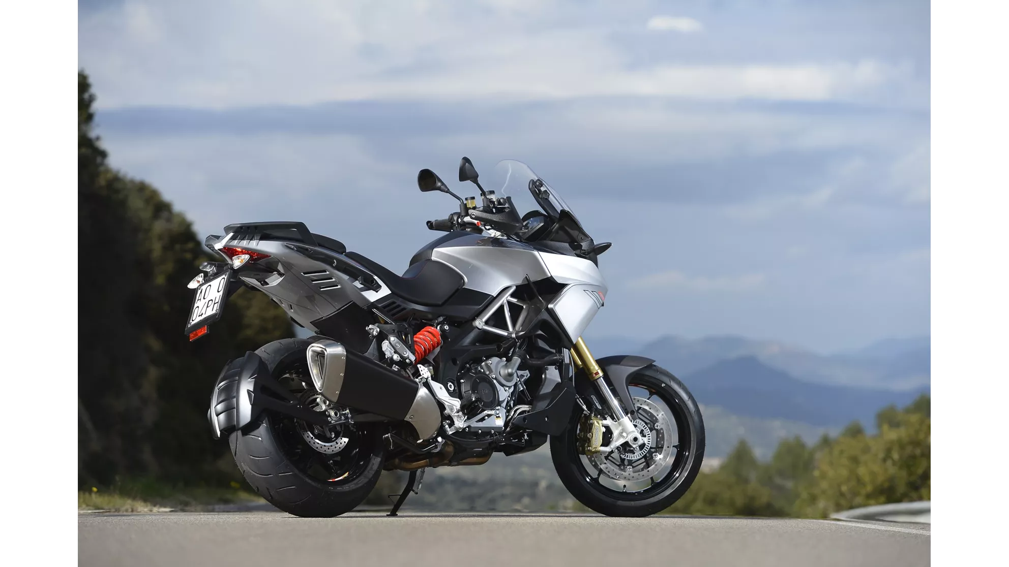 Aprilia Caponord 1200 ABS - Image 6 Aprilia Caponord 1200 ABS - Image 6