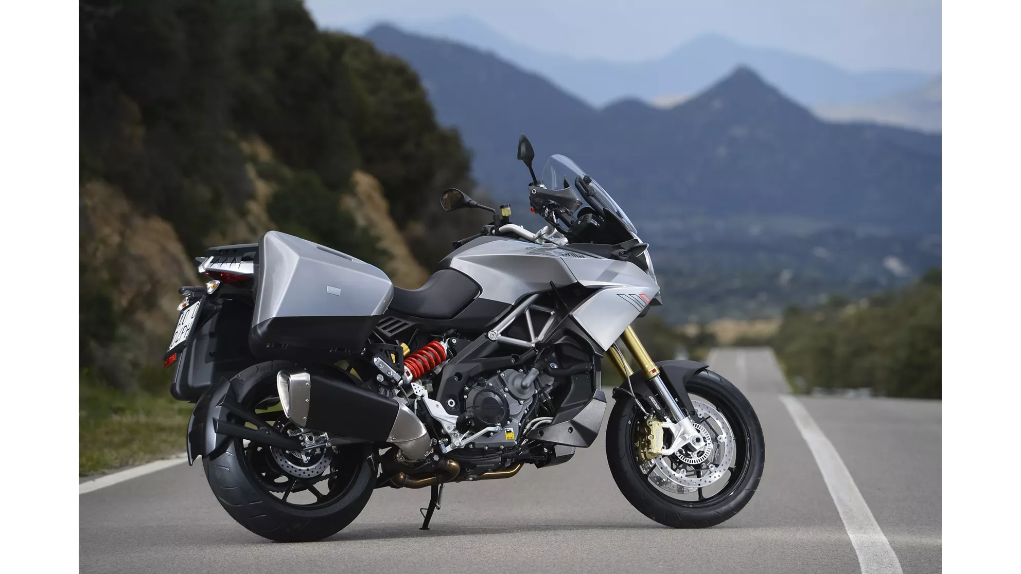 Aprilia Caponord 1200 ABS Travelpack - Image 5 Aprilia Caponord 1200 ABS Travelpack - Image 5