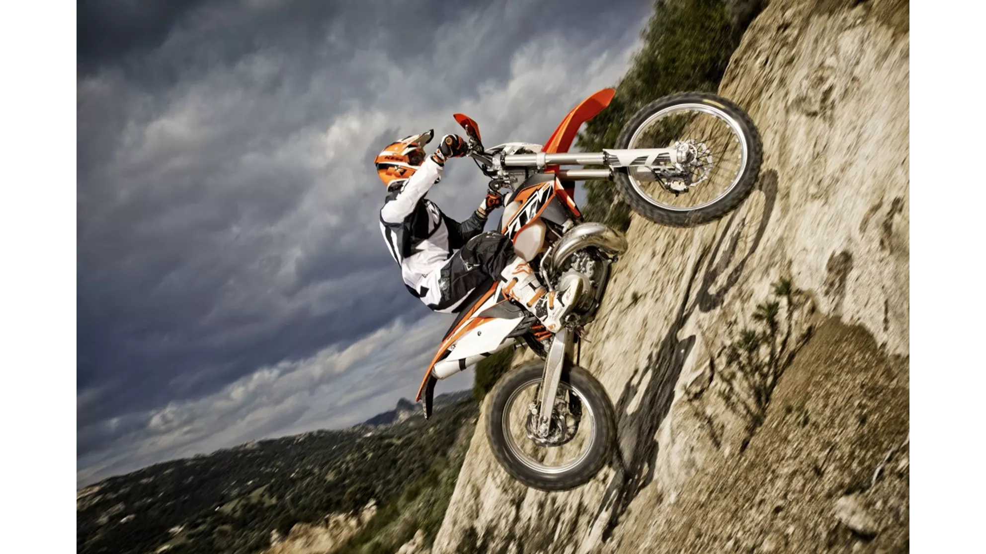 KTM 200 EXC - Image 3 KTM 200 EXC - Image 3