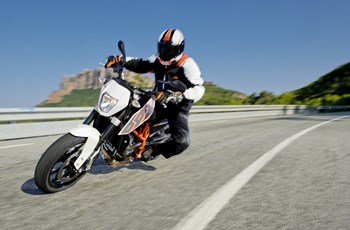 KTM 690 Duke 2014 - Bild 4 KTM 690 Duke 2014 - Bild 4