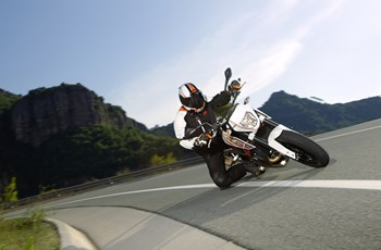 KTM 690 Duke 2014 - Bild 14 KTM 690 Duke 2014 - Bild 14