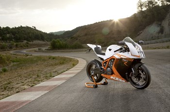KTM 1190 RC8 R 2014 - Bild 12 KTM 1190 RC8 R 2014 - Bild 12