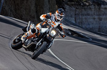 KTM 990 Supermoto R 2014 - Bild 4 KTM 990 Supermoto R 2014 - Bild 4