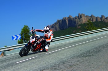 KTM 690 Duke R 2014 - Bild 7 KTM 690 Duke R 2014 - Bild 7