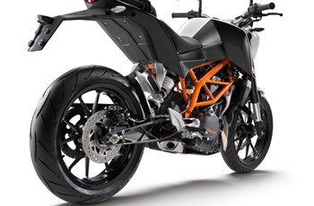 KTM 390 Duke 2014 - Bild 6 KTM 390 Duke 2014 - Bild 6