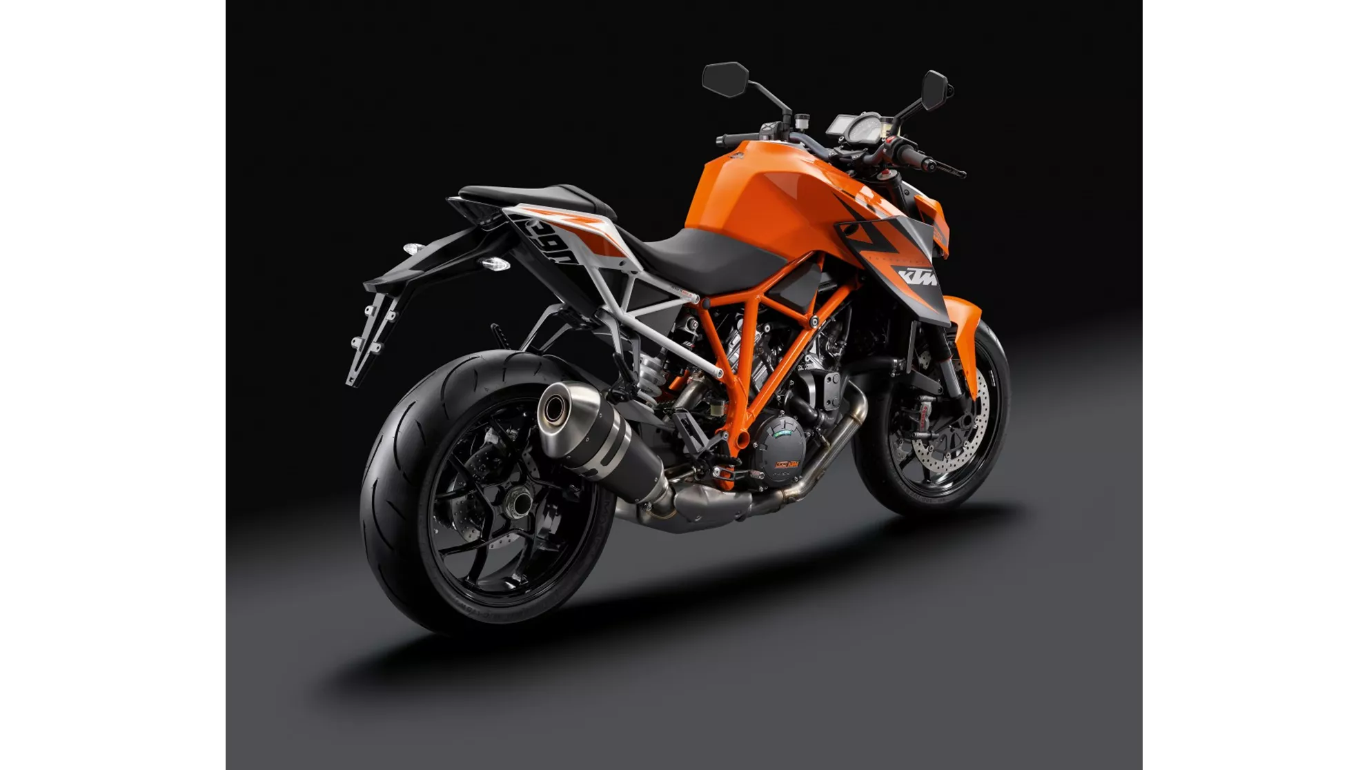 KTM 1290 Super Duke R - Image 4 KTM 1290 Super Duke R - Image 4