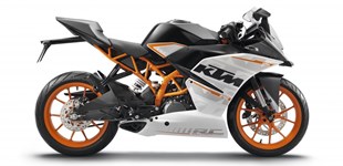 Yamaha YZF-R6 2010 vs KTM RC 390 2014